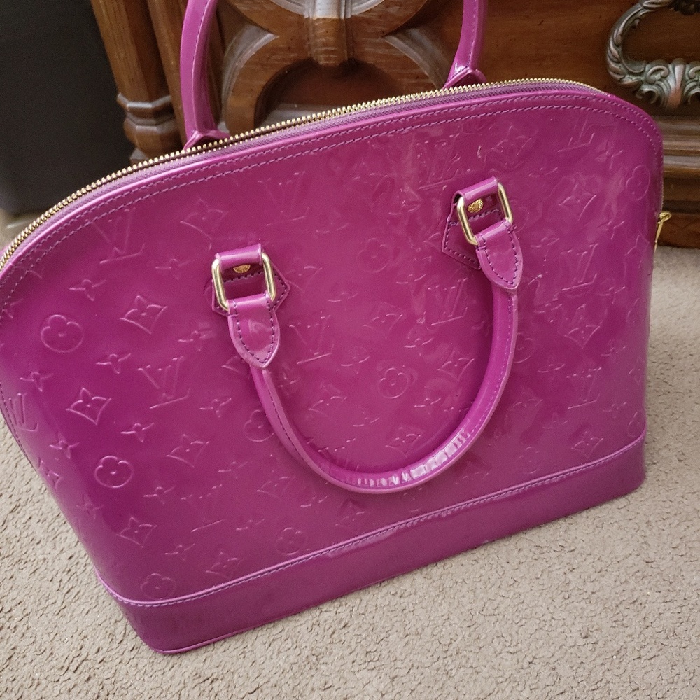 Big Beautiful Hand bag